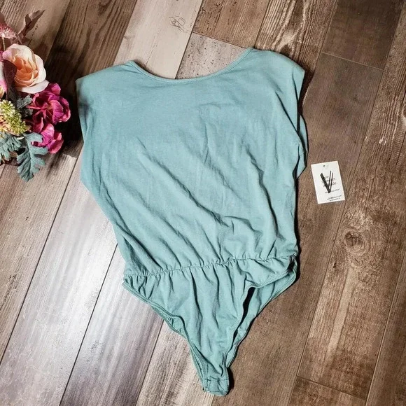 NWT Vibe Sportswear Dus Sage Shoulder Pad Bodysuit Women's Size Large - Picture 2 of 12